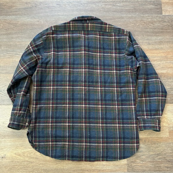 VTG Pendleton 60s-70s Button Up Shirt USA Woolmark Virgin Wool Plaid XL *HOLES* - Picture 7 of 8